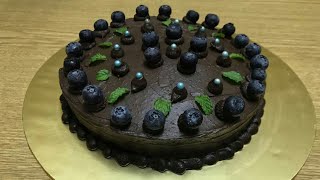 Kitchen with fatima welcome to my friends today i will show you how
make a yummmy chocolate blueberry cake frosting its so a...