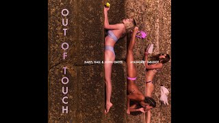 Daryl Hall & John Oates - Out of Touch (Avangart Tabldot Remix) (Lyric Video) Resimi