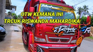 Nah loh mau ke mana ini truck Riswanda Mahardika 