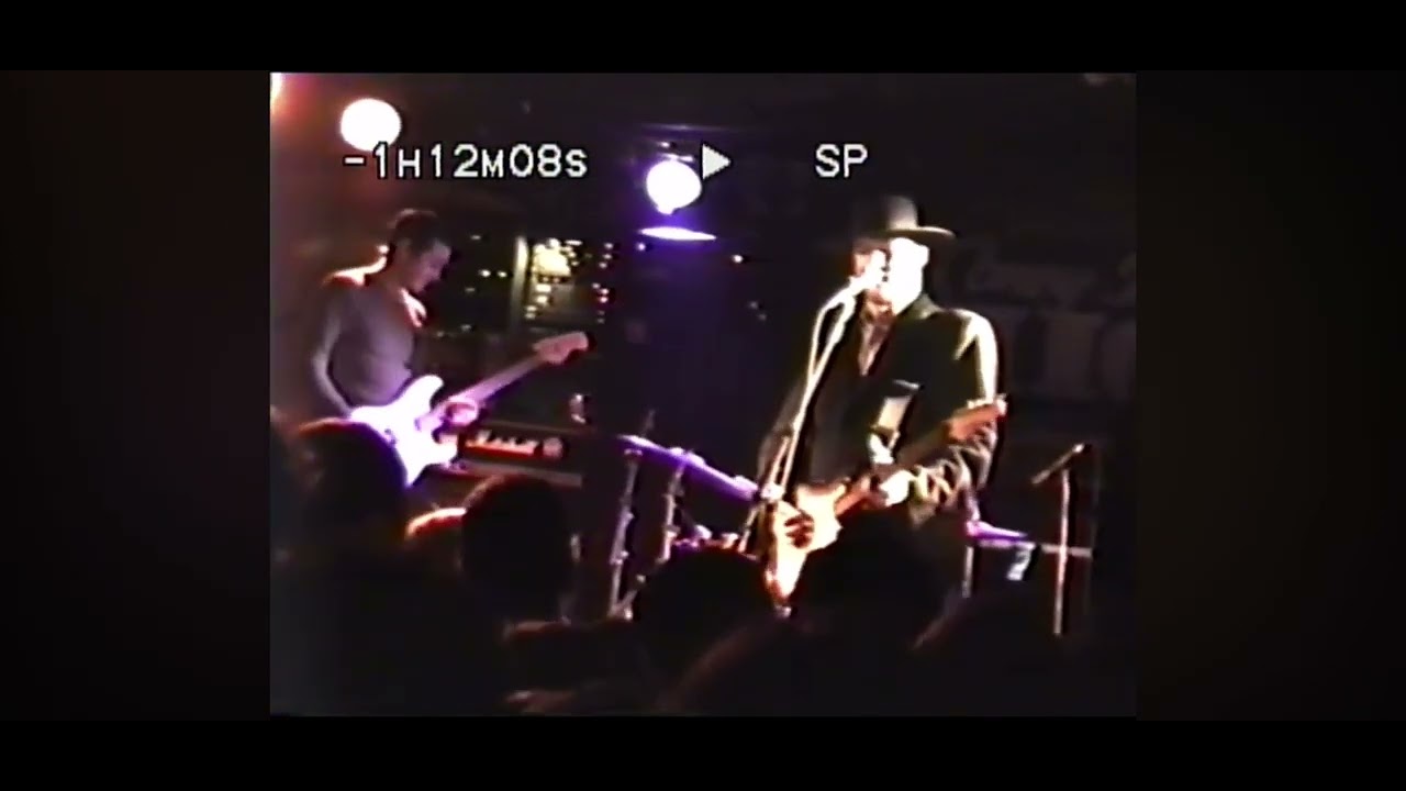 Modest Mouse- The Stars Are Projectors(live in NYC 3/14/99