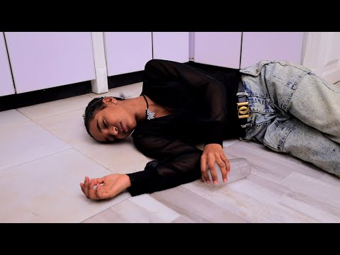 ሰራተኛዋ አደይ ክፍል 142 Ll WEG Tube ወግ ቲዩብ