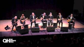 The Ukulele Orchestra of Great Britain - Leaning on a Lamp Post - Sun 6 Oct 2013 - The Queen's Hall chords