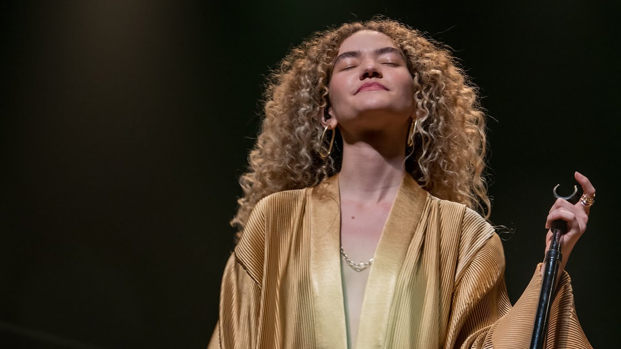 ANAVITÓRIA e Orquestra Ouro Preto - Amarelo, Azul e Branco (Ao vivo no Rio de Janeiro)