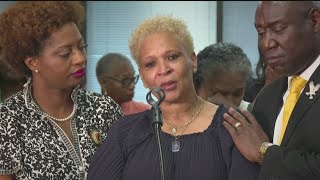 Family of veteran who died at DeKalb Jail calling for deputies to be fired