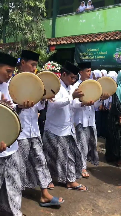 Iring-iringan pernikahan Gus Ade Said #shorts #short #indonesia #sholawat #cirebonjeh #marriage