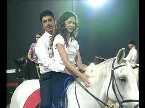 Özcan Deniz ve Hande Ataizi at üstünde - İki Kere Kiki 2001