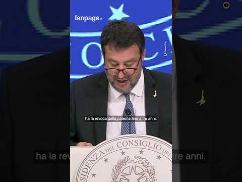 Matteo Salvini: "Se ti stronchi di canne ti tolgo la patente". Nuovo codice della strada #shorts