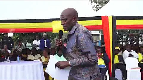 Museveni yatuwonya okufa, kwegamba yafuuka katonda? 