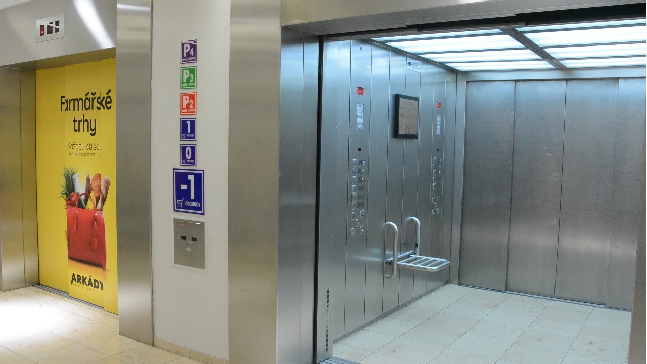 Big 2008 Otis MRL traction elevators @ Arkády Pankrác, Prague, Czech Republic