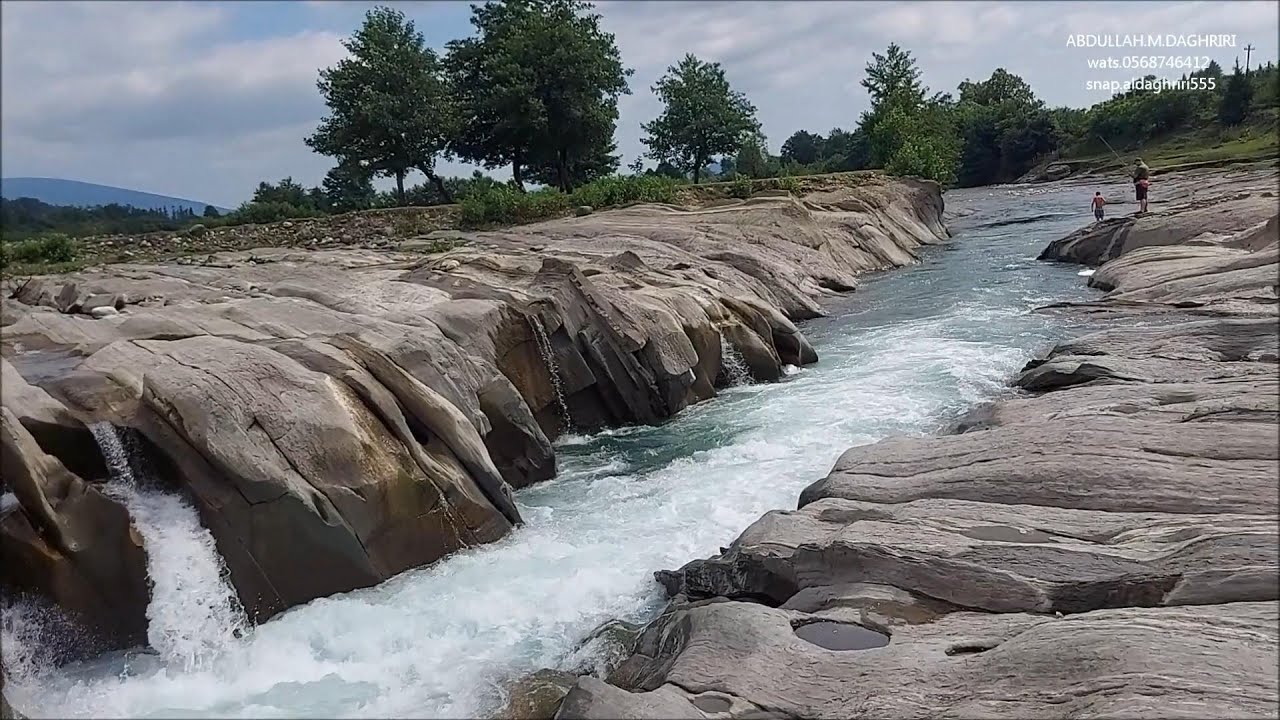 الطريق من برجومي وكوتايسي الى باتومي جورجيا