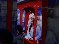 Традиция в Швейцарии. Поезд с 1958г катает детей в декабре.  #shorts #интересноевидео #кудасходить
