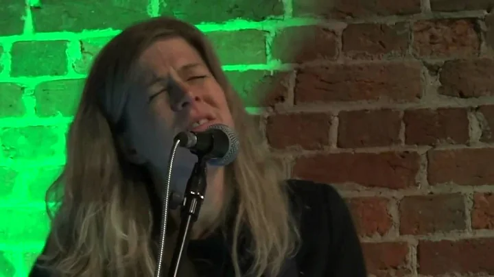 Amy Newton - Lost For Words