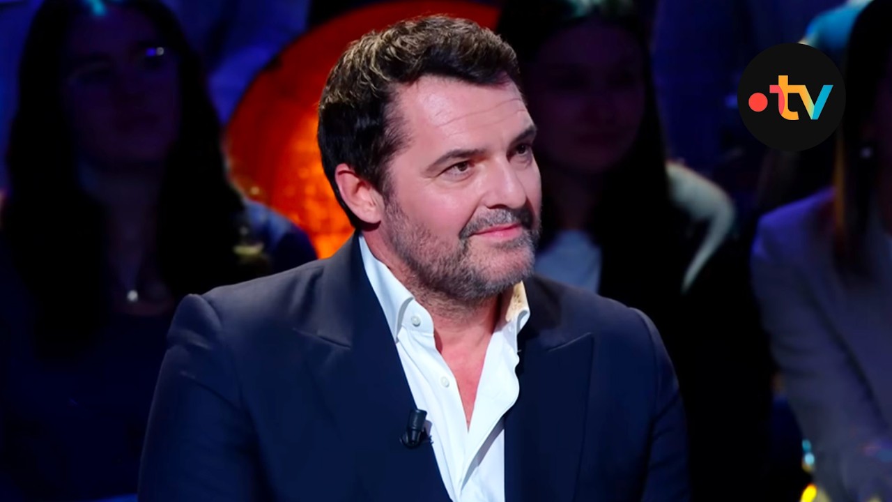 Arnaud Ducret ÉMU face à sa famille sur scène
