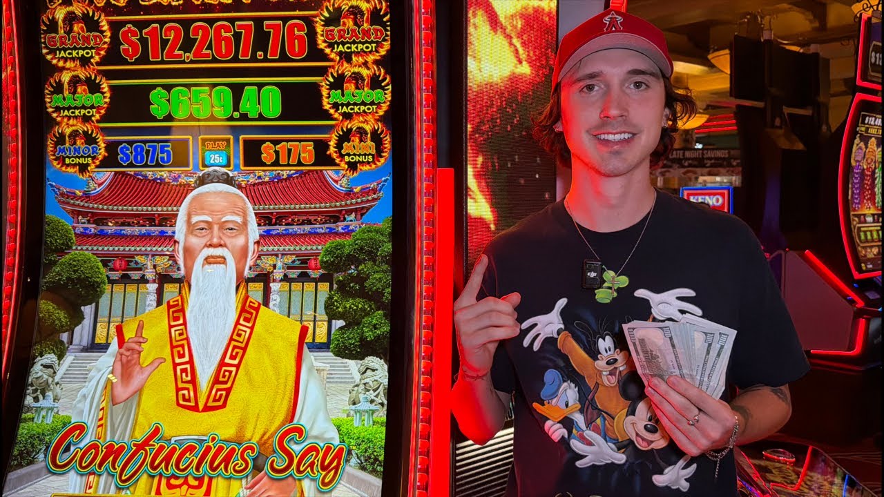 LIVE Gambling In Las Vegas!