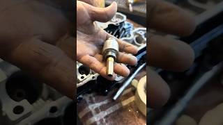Inventos para instalar guías #mecanicos #mecanicaadomicilio #tooling