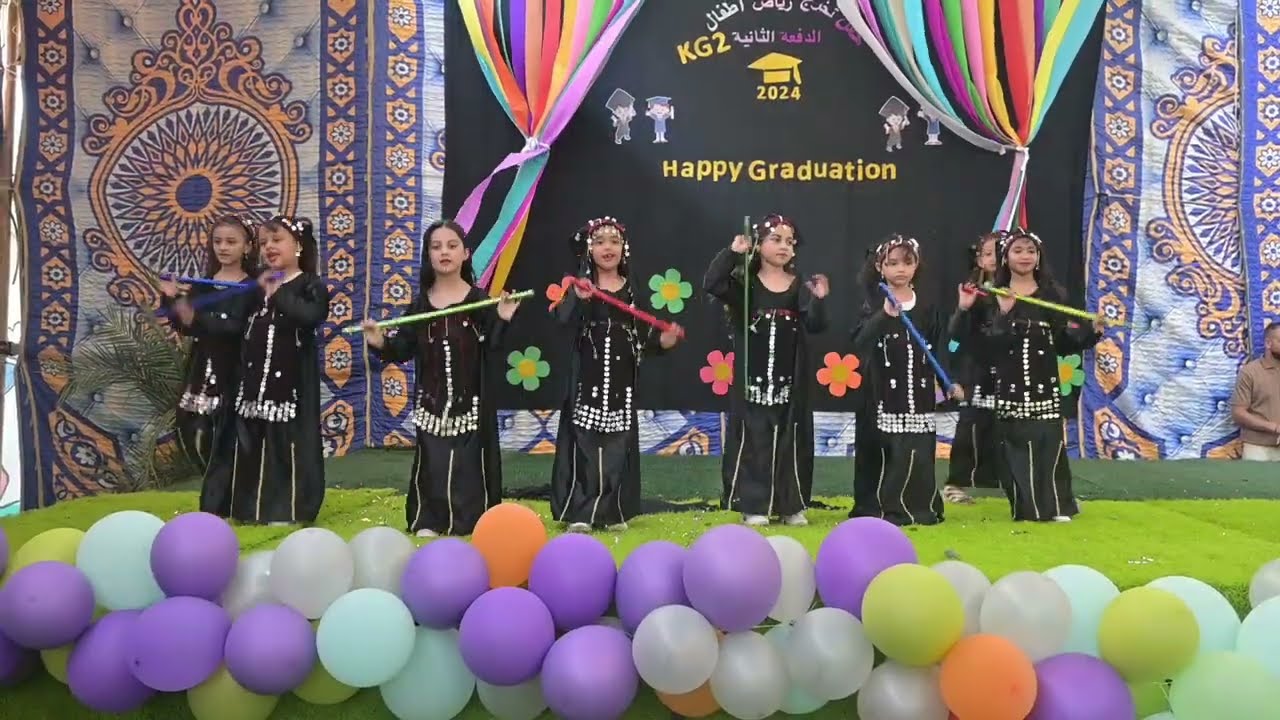 النني النني إستعراض غاية في الجمال والروعة