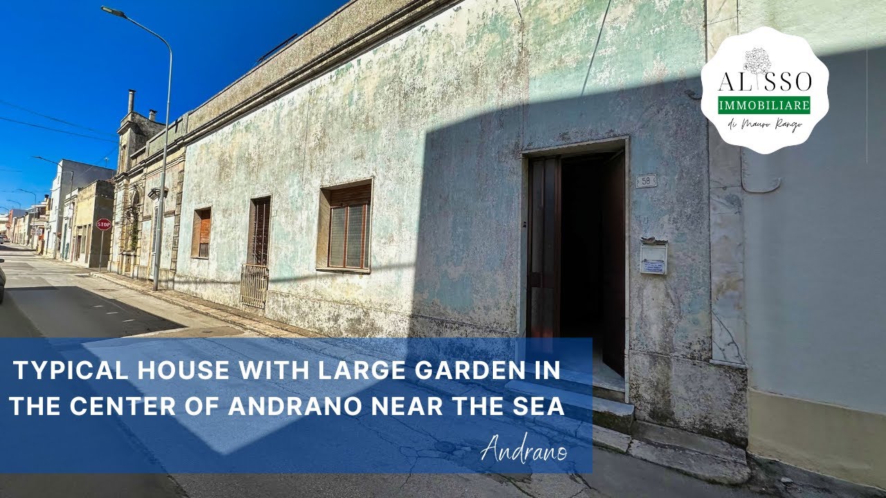 Casa tipica con ampio giardino a pochi minuti dal mare ad Andrano