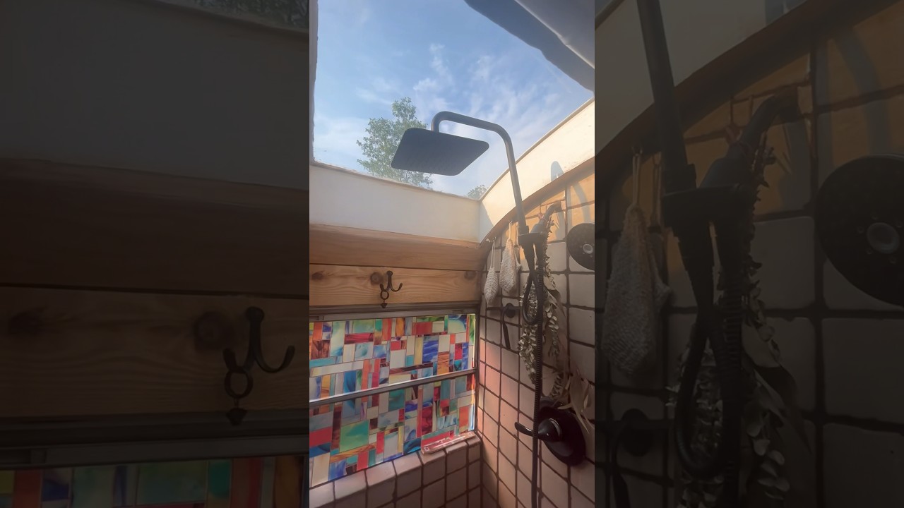 HOW WE SHOWER LIVING IN A SCHOOL BUS | would you do it? 