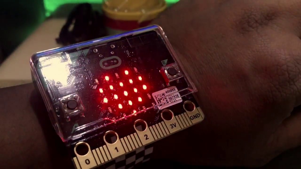 BBC Microbit Wearit Unboxing and demo startup - YouTube