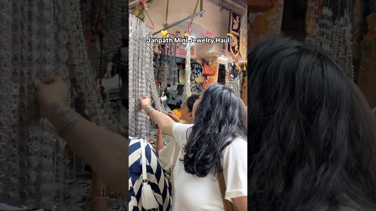 Janpath jewelry haul #ashortaday #delhi #youtubeshorts #shorts #janpath #minihaul