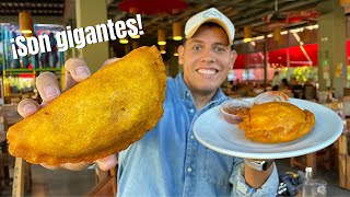 Las famosas EMPANADAS y PASTELES GIGANTES de COCOROLLO en Medellin