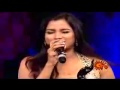 Shreya ghoshal singing live Munbe va in front of AR Rahman at Filmare awards