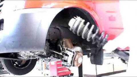 LDV Maxus suspension strut renew