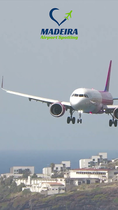 Wizzair Airbus A321N Bumpy Landing