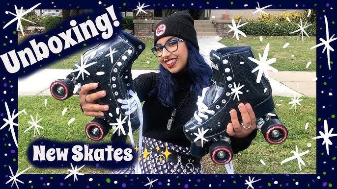 Finally got my Moxi Peach BB's, first pair of skates! Decided to DIY some  of my skate accessories because I'm crafty and broke! Pardon the tiki drink  socks, I was too excited