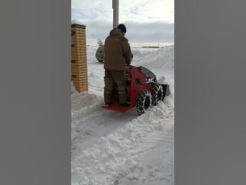 Уборка снега. - YouTube