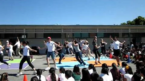 "Move Your Body" Flashmob