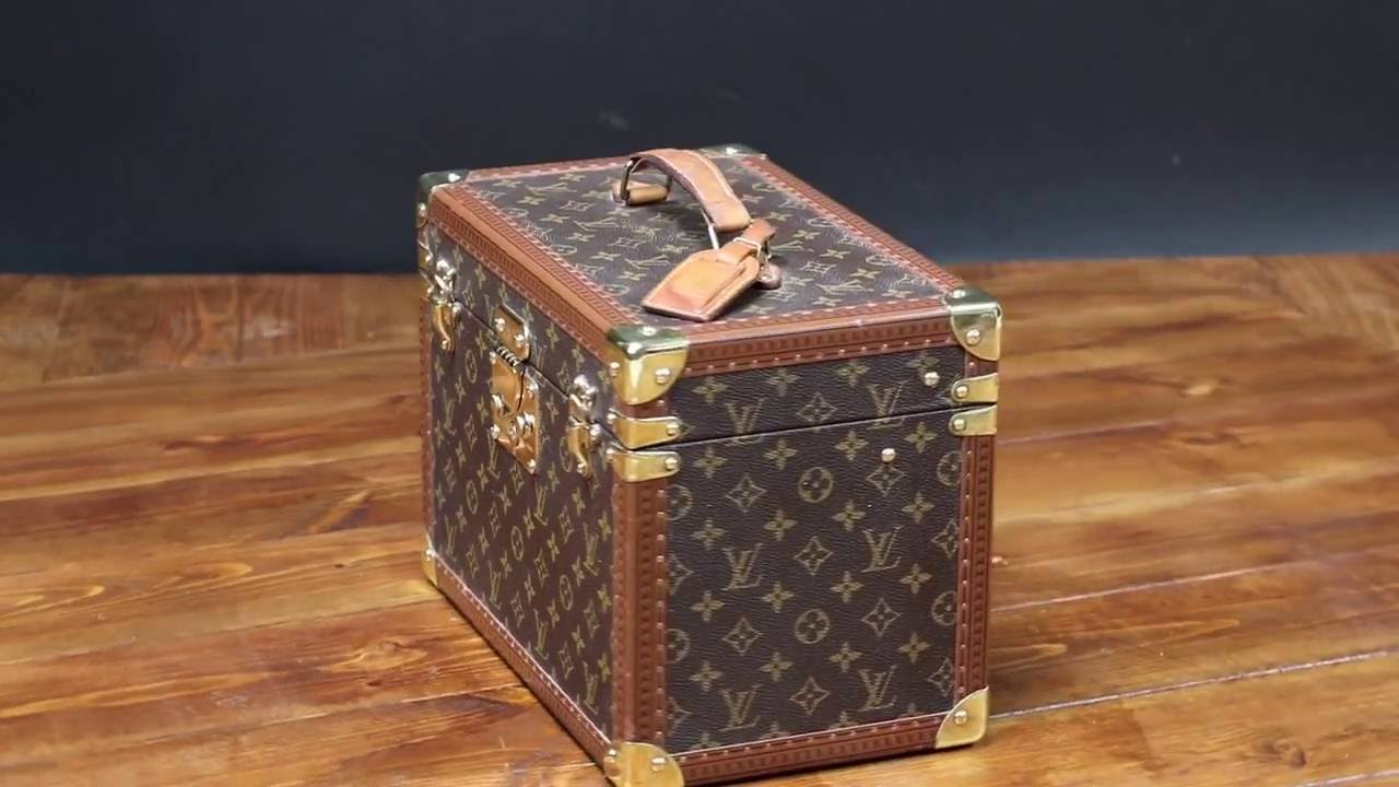 Vanity Case Louis Vuitton - LuxeForYou