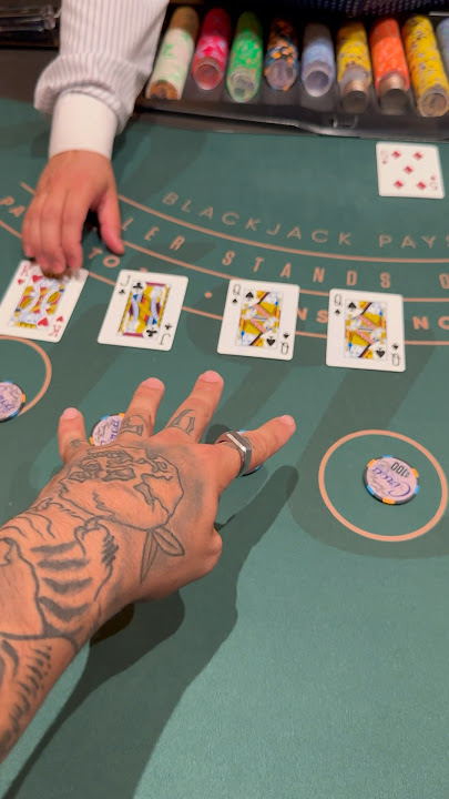 I just split 4 tens at the blackjack table.. #casino #gamble #roulette #blackjack #slots #funny