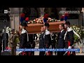 Addio Silvio Berlusconi, funerali di Stato in Duomo - La Vita in diretta - 14/06/2023