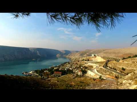      مدينة هالفيتي التركية المدينة المغمورة بالمياه تصوير درون 