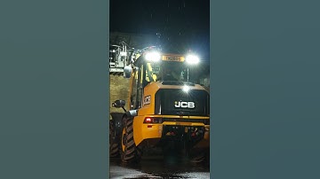 Stay safe with the JCB TM280S