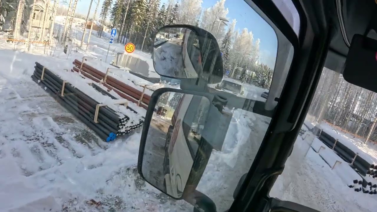 Mursketta työ maalle ja kärrykin juiluaa.