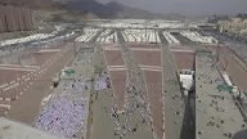 Hajj pilgrims perform symbolic 