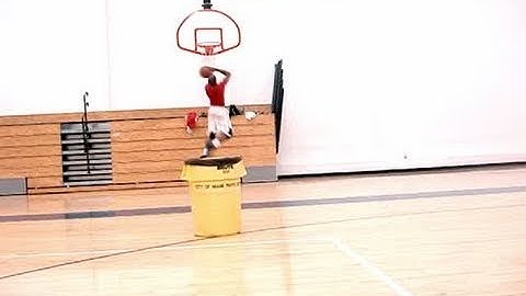 Dre Baldwin: Using Screen Crossover Driving Explosive Dunk | Ball Handling Scoring Moves