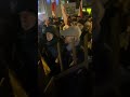 Demonstracja w Poznaniu: Mariusz, Mariusz trzymaj się. Wszystkich nas nie zamkną.