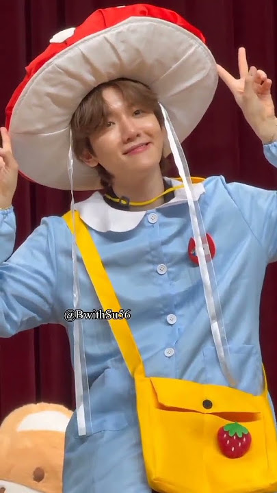 #baekhyun with huge Teolaegi #exo #shortvideo #shorts #fyp #foryou #fansign