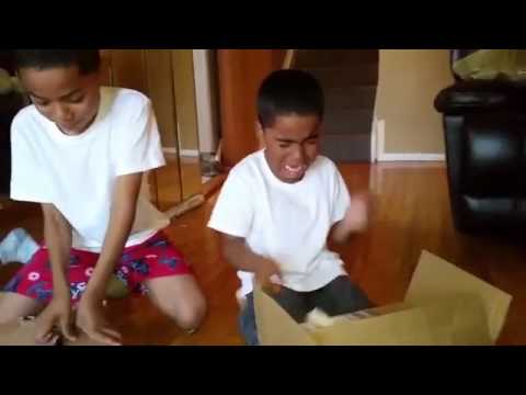 dad-pranks-sons-with-fake-gifts