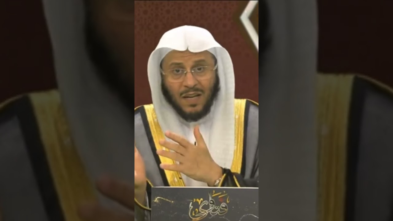 هل من خرج منه ريح يلزمه أن يستنجي أم يتوضأ فقط؟ | الشيخ عزيز بن فرحان