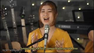 STORY WA CINTA DAN BENCI NABILA COVER