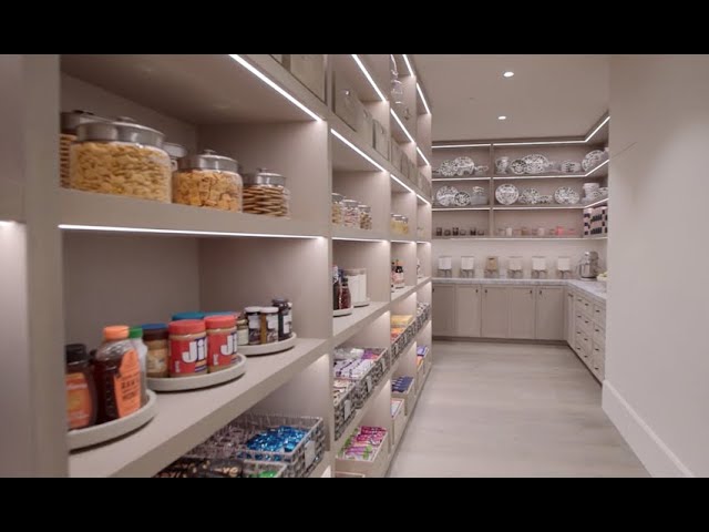 Khloe Kardashian's Pantry – The Home Edit