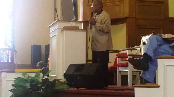 Rev. Kenneth  Hoskins
