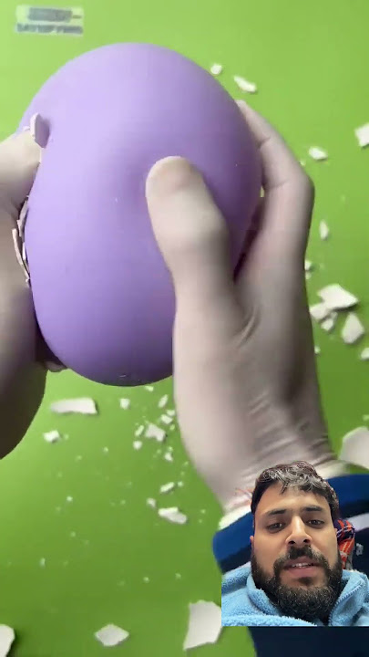 Satisfying squeeze #oddlysatisfying #balloon #satisfying #relaxing #asmrsounds #squeezie #viralshort