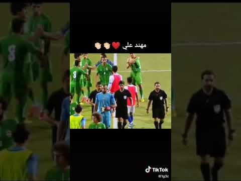 مهند علي يعطي قميصه الى مدرب منتخب النيبال الغيرة العراقية
