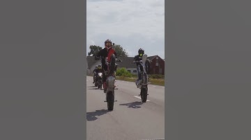 #shorts the style of bike stunt #mudassir