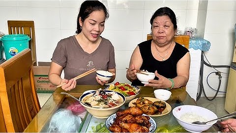 Cá lăng nấu măng chua ăn với cá kho tiêu, bữa trưa đơn giản cùng gia đình no căng bụng😋😋